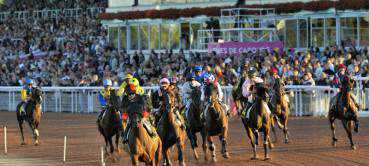 Cet été, pariez aux nocturnes de Cabourg avec Betclic